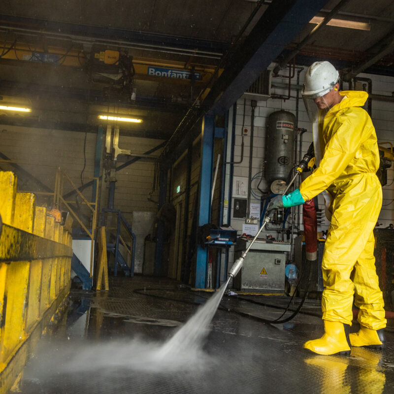 Industrial & Maritime Cleaning